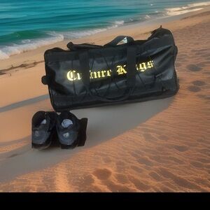 *LIMITED EDITION* CULTURE KINGS BLACK DUFFEL BAG check Description⬇️